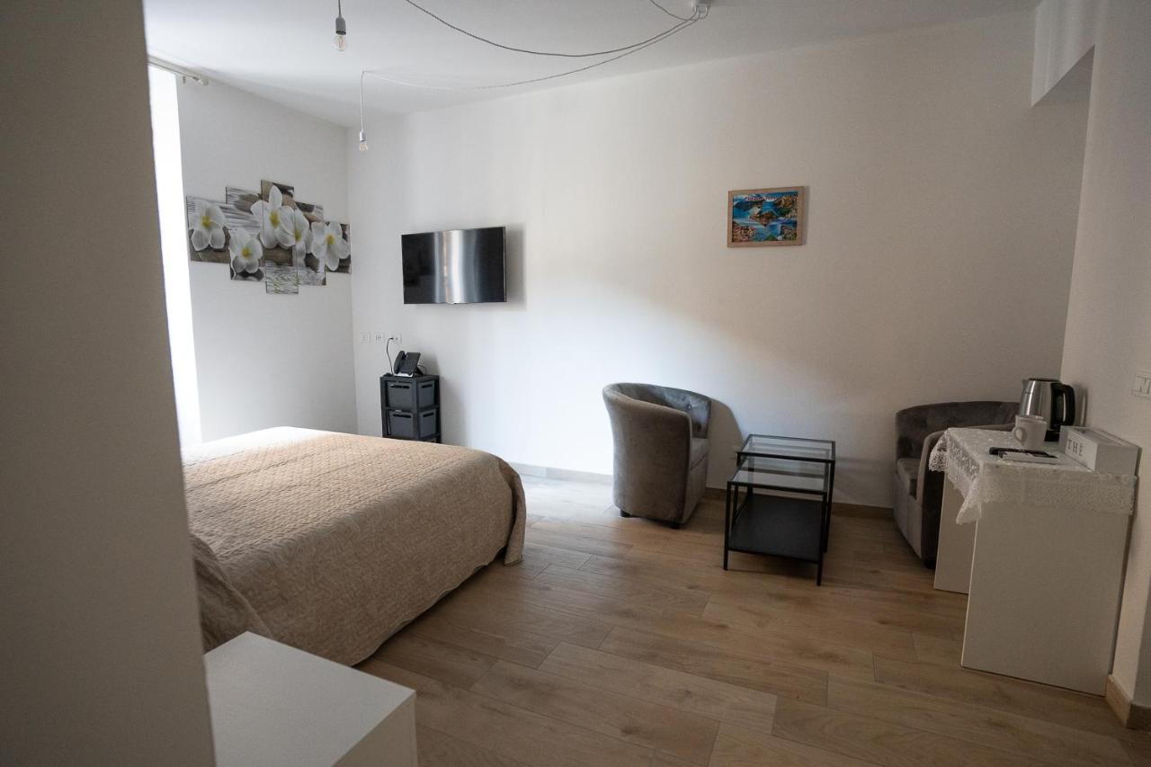 Le Stelle Della Spezia Bed & Breakfast Екстериор снимка
